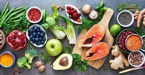 De beste manier om voldoende antioxidanten binnen te krijgen is via een grote variatie van gezonde voeding